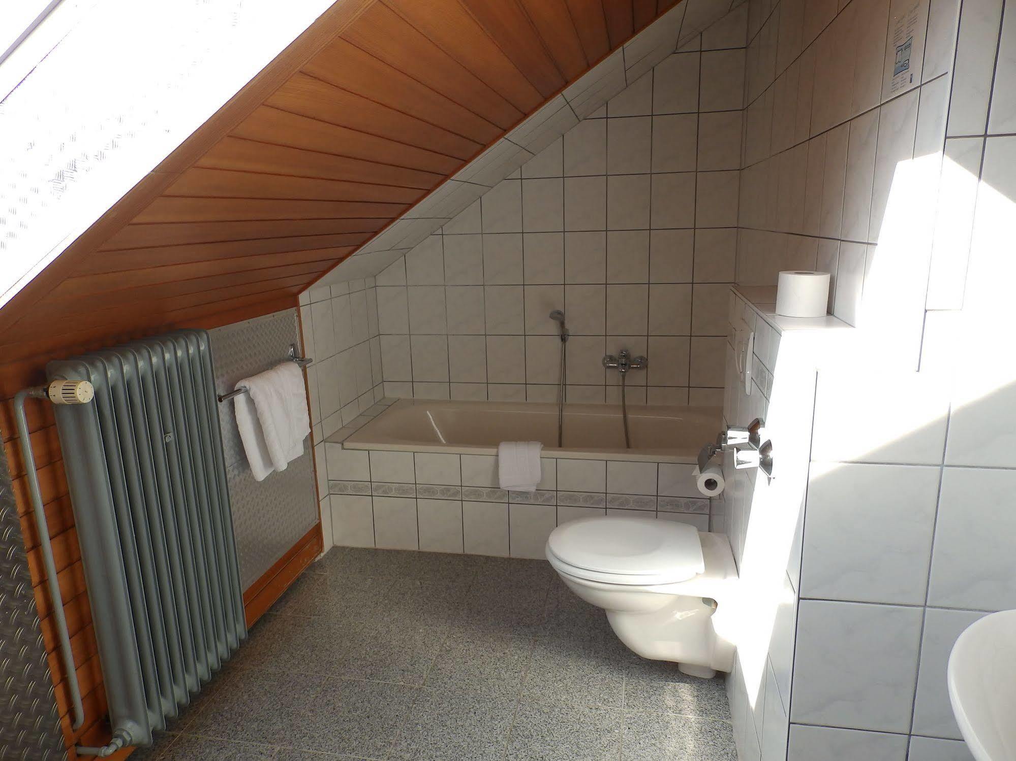 H41 Inn Hotel Garni Freiburg (Adults Only) Gundelfingen  Exterior foto