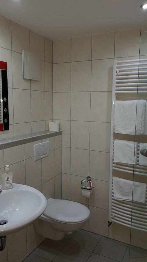 H41 Inn Hotel Garni Freiburg (Adults Only) Gundelfingen  Exterior foto