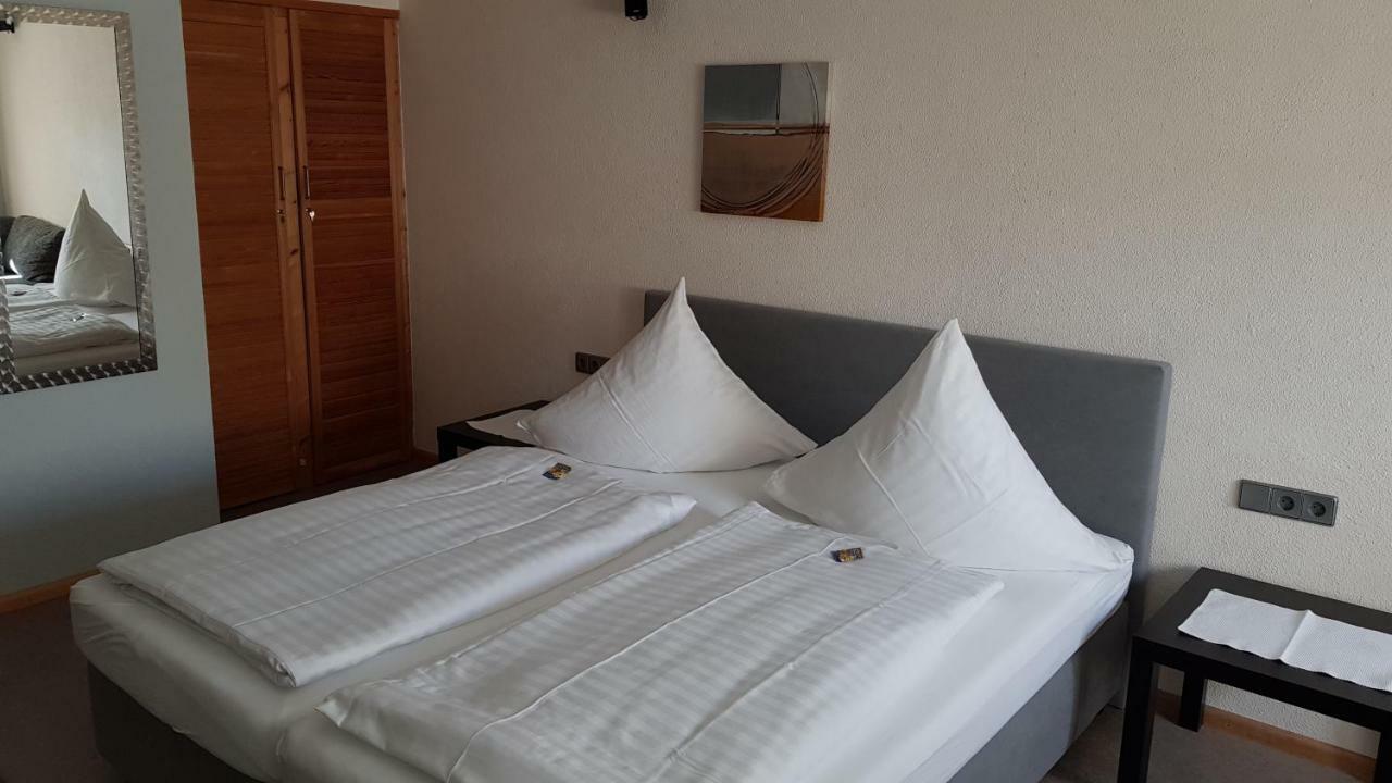 H41 Inn Hotel Garni Freiburg (Adults Only) Gundelfingen  Exterior foto